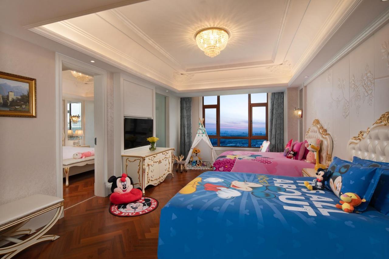 Отель Wyndham Grand Kunming East Экстерьер фото