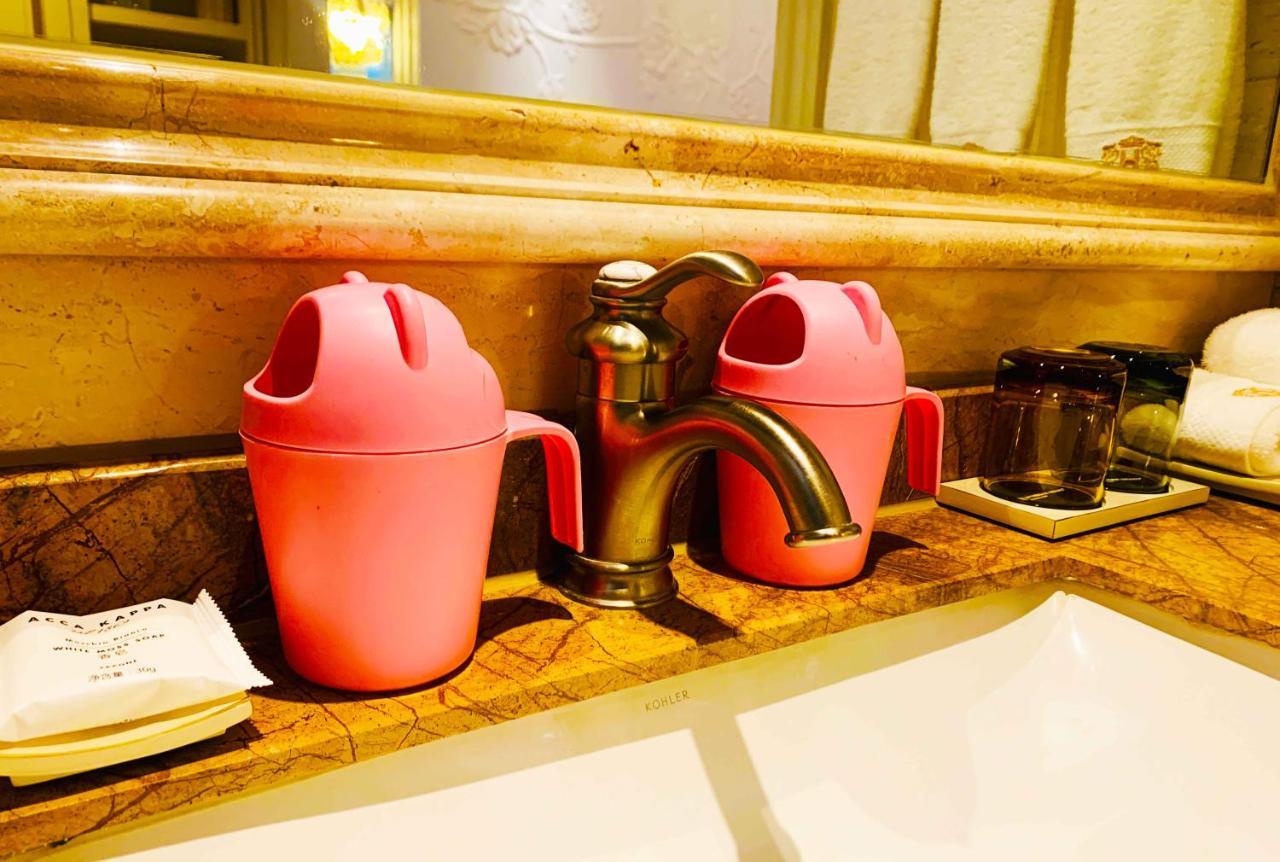 Отель Wyndham Grand Kunming East Экстерьер фото