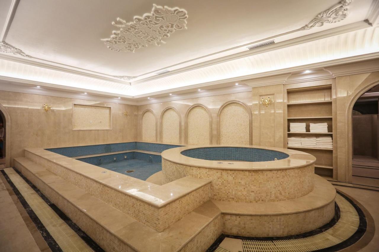 Отель Wyndham Grand Kunming East Экстерьер фото