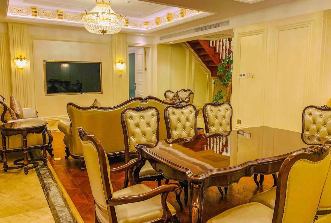 Отель Wyndham Grand Kunming East Экстерьер фото